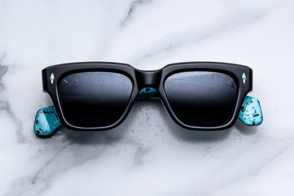 Fellini_Turquoise_Front_Croppe
