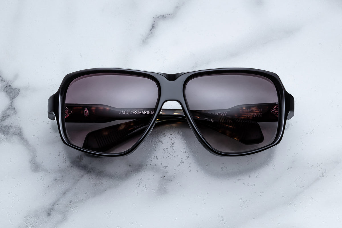 BUNKER 77 BY JMM: SKELETON BAY